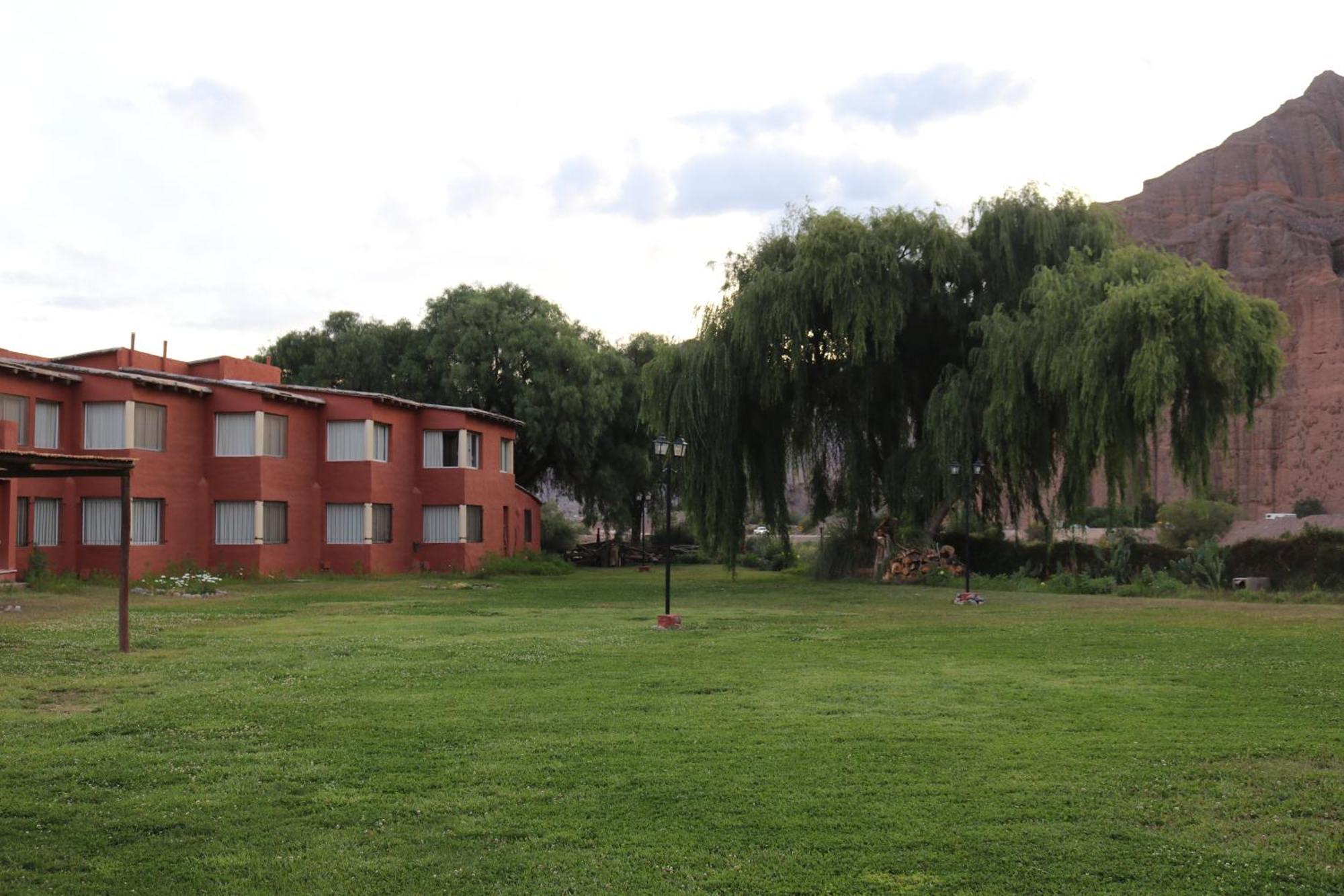 Punta Corral Hotel 3*